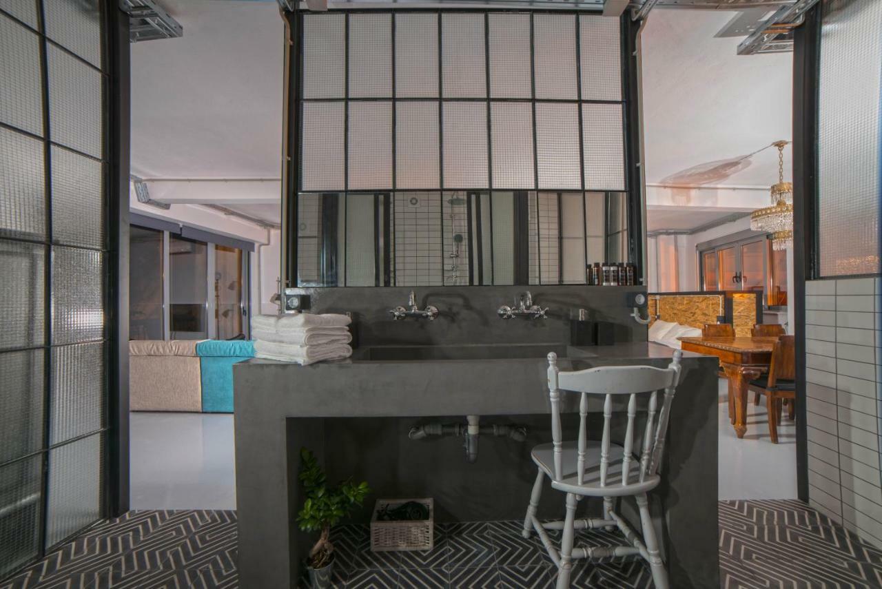 Monastiraki #Wallsfree Citycenter- Unspoiled Athens Apartments Экстерьер фото